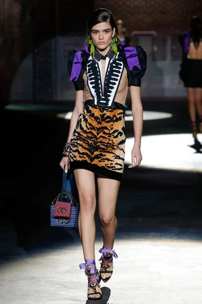 Look 21
